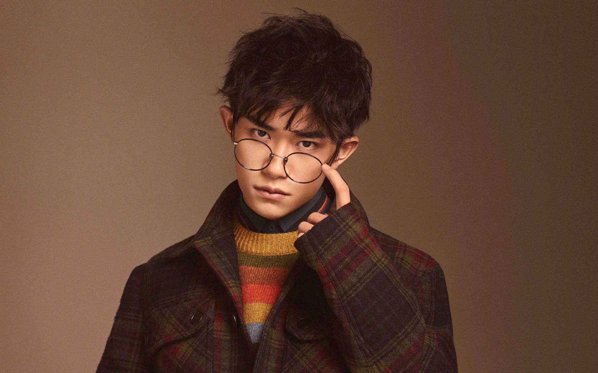 帕特森的快速突破与精准传球,助袋鼠队进攻更加锐利,帕特森拳王