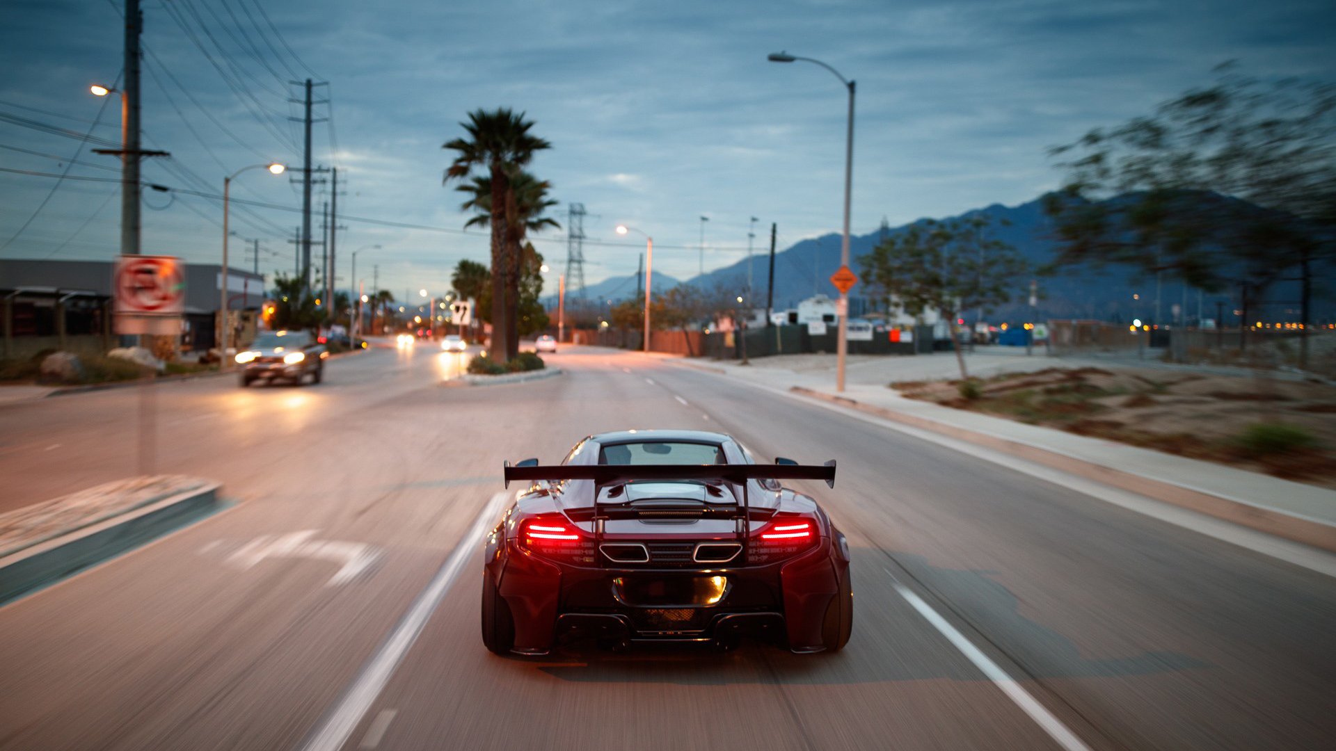 爱游戏中国官方网站平台-艾比·德尔福：南非羚羊队的防线主力，助力球队稳固后防