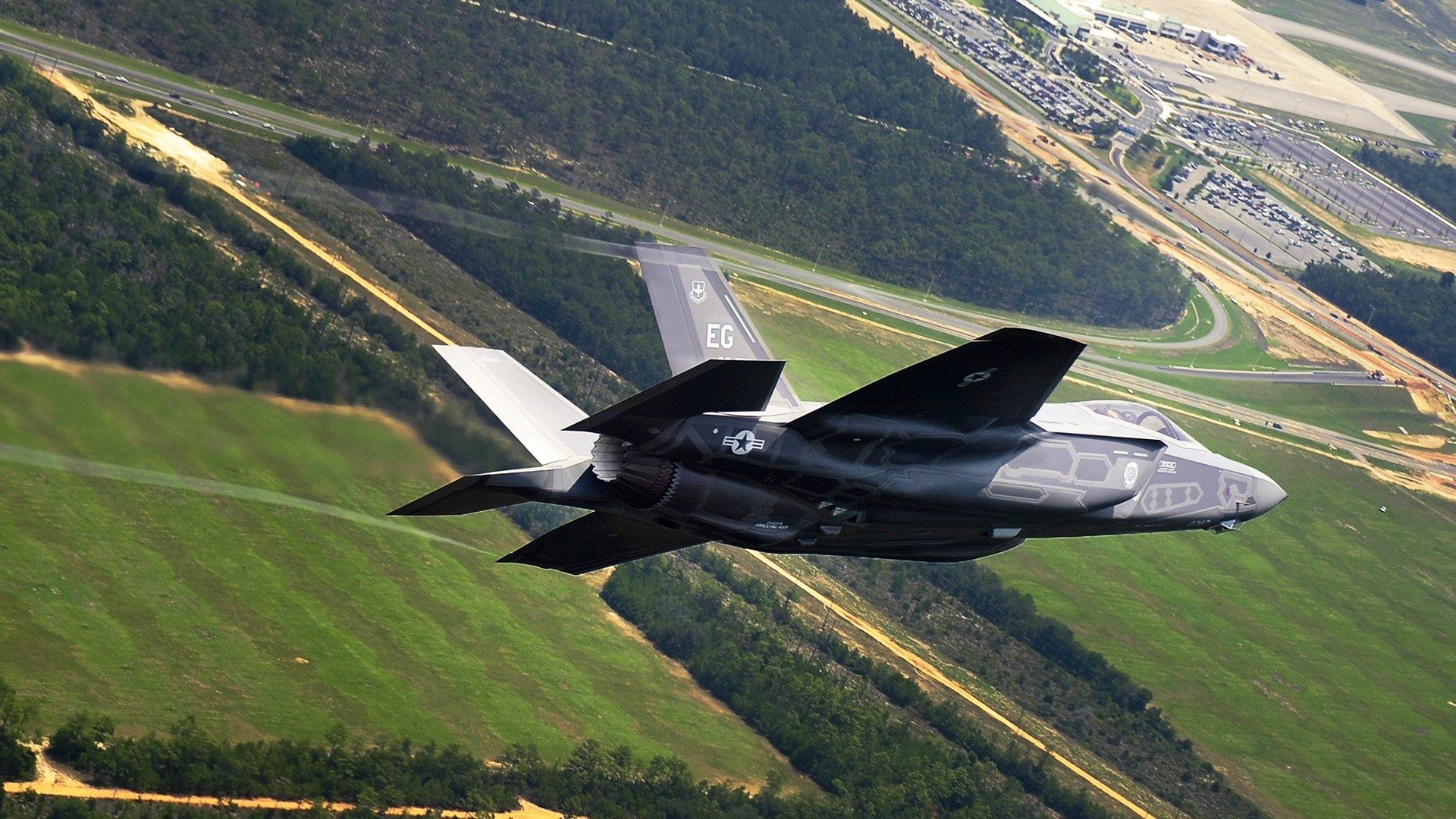 -赛后球迷留言表达支持球队上下回应并感谢热情鼓励，球迷寄语