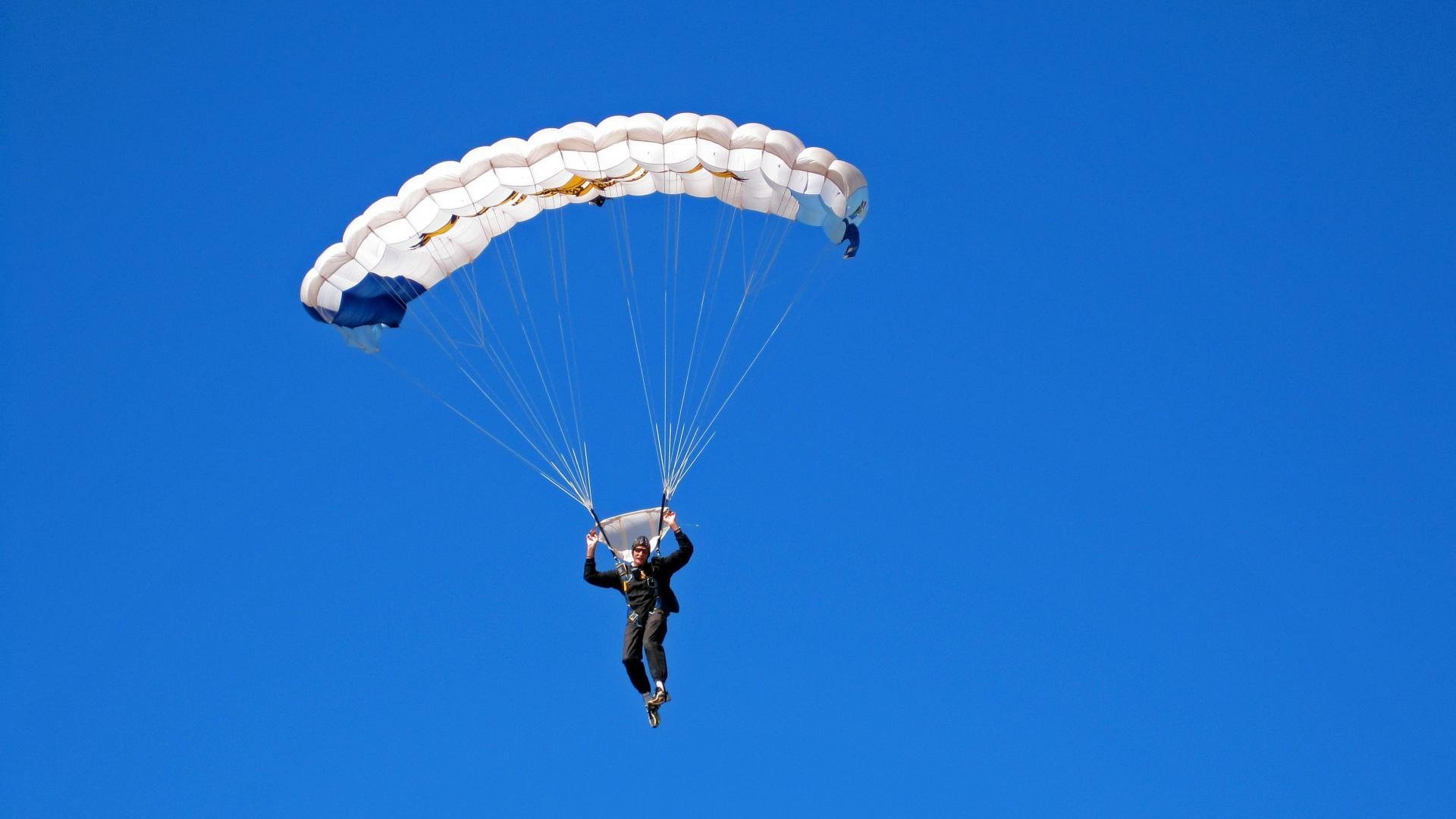 传统武术表演会，文化韵味在运动中绽放，年会武术表演